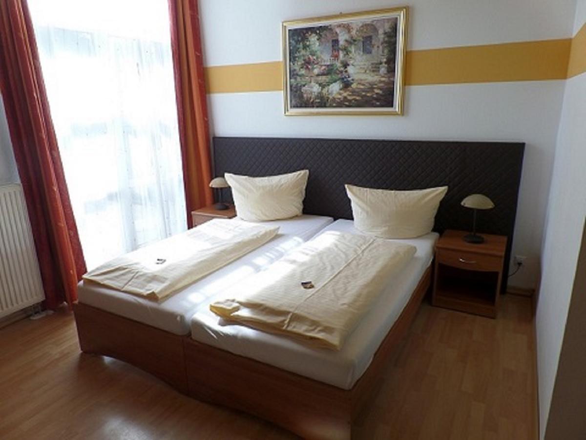 Hotel Garni Heuschober FDH Екстериор снимка